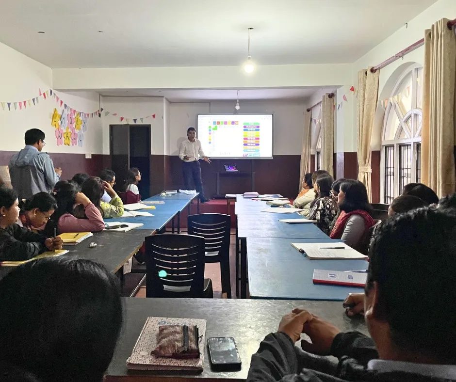 Live Smart Board demo for teachers at Prerana Vidhyashram, Harisiddhi